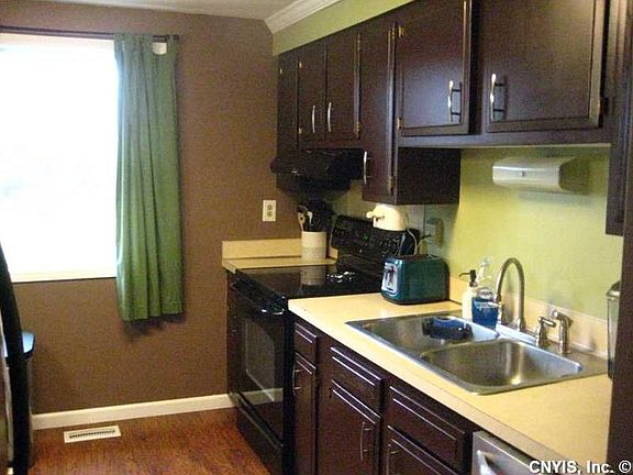 5th image of 8103 McCamidge Dr