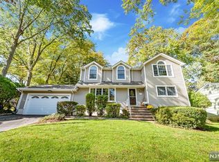 670 Fern St, Washington Township, NJ 07676