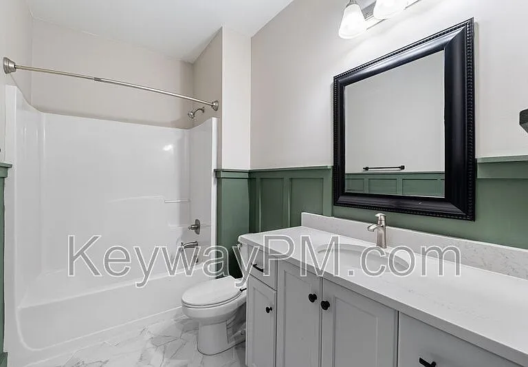 336 Amersham Way — Photo 10
