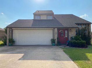 140 Marion St, Meadowlakes, TX 78654