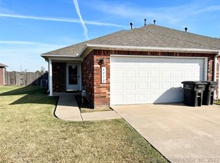 4712 NE Wisconsin St, Bartlesville, OK 74006