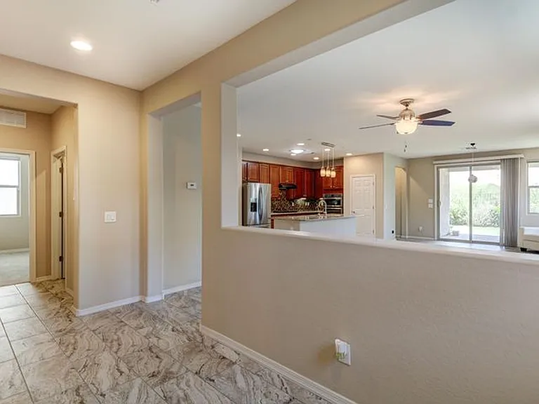 40876 W Tamara Ln — Photo 4