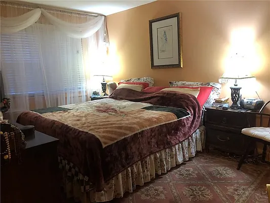 Sold by Korr Realty | media 15