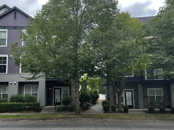 10757 NE Red Wing Way #201, Beaverton, OR 97006