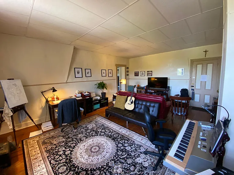 435 N Allegheny St #9 — Photo 4