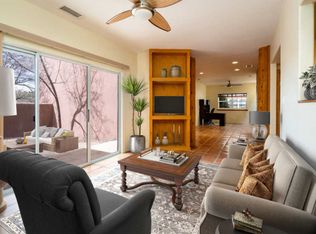 810 Faldas De La Sierra, Santa Fe, NM 87501