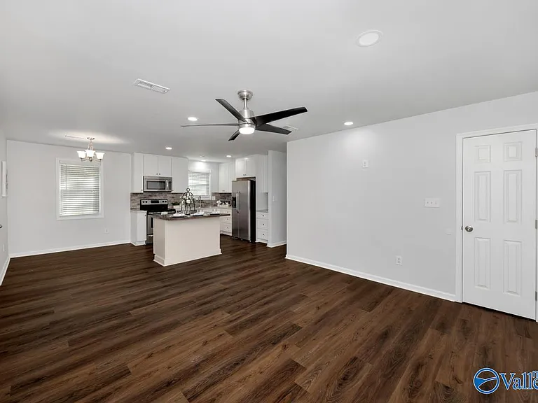 3908 W Oak Way SW — Photo 6