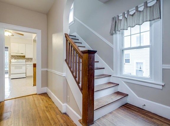 5th image of 740 E 5th Ave