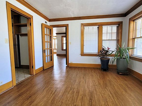 5th image of 619 S 35th Ave