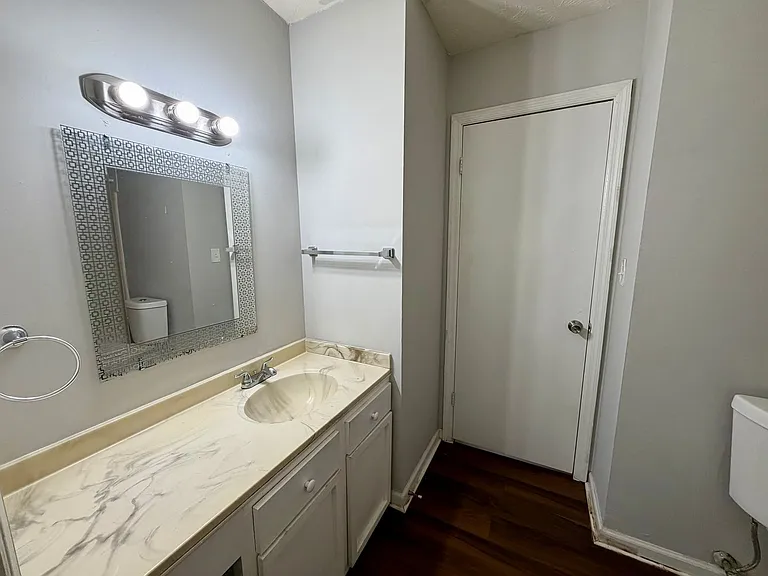 8588 Creekwood Way — Photo 17