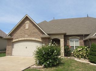 319 Pebblestone Ln, Rolla, MO 65401