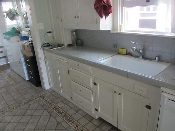 5th image of 1708 41st St