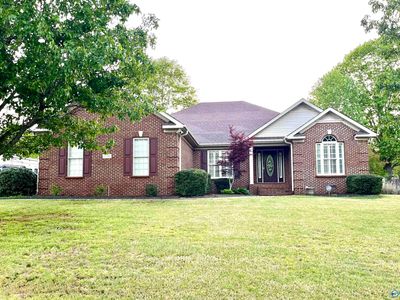 114 Ada Dr SE, Owens Cross Roads, AL, 35763