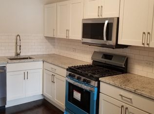 3132 N Ridgeway Ave #2, Chicago, IL 60618