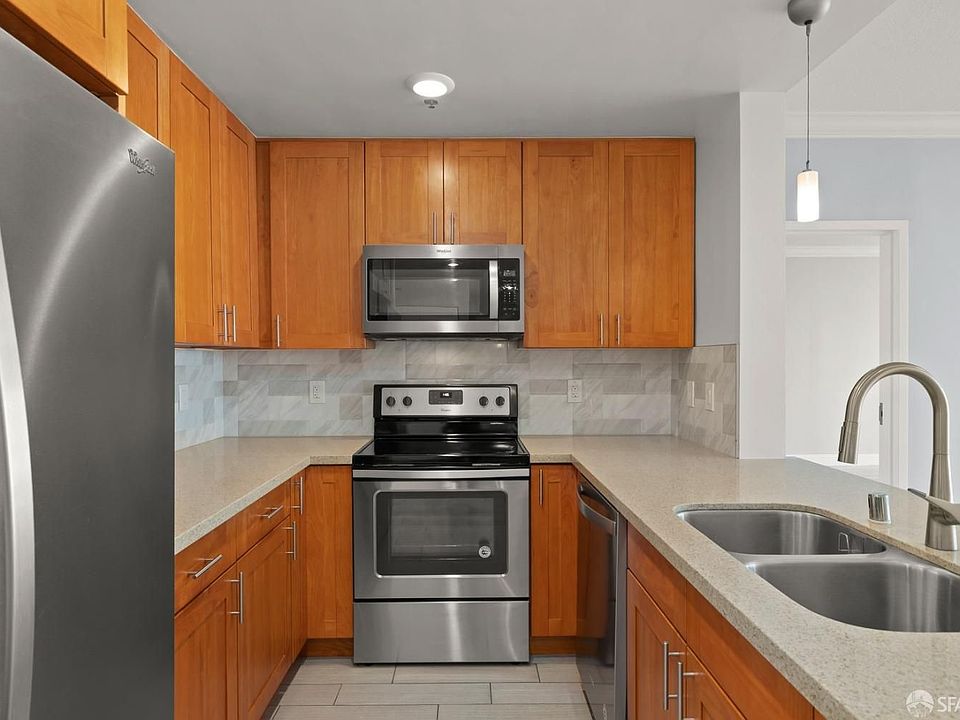1st image of 300 3rd St #602-L