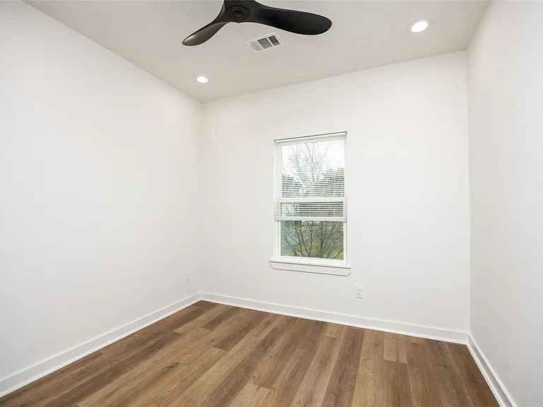 2753 Redrock St #B — Photo 33