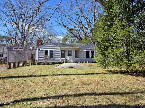 8 Poplar Street, Waretown, NJ 08758