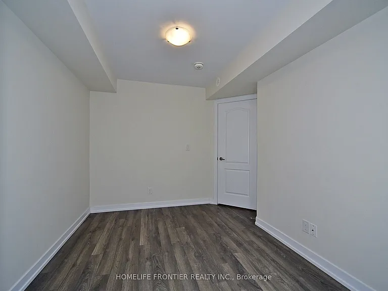 30 Dunsheath Way #506 — Photo 15