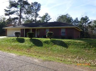 2 Cottonwood Dr, Natchez, MS 39120
