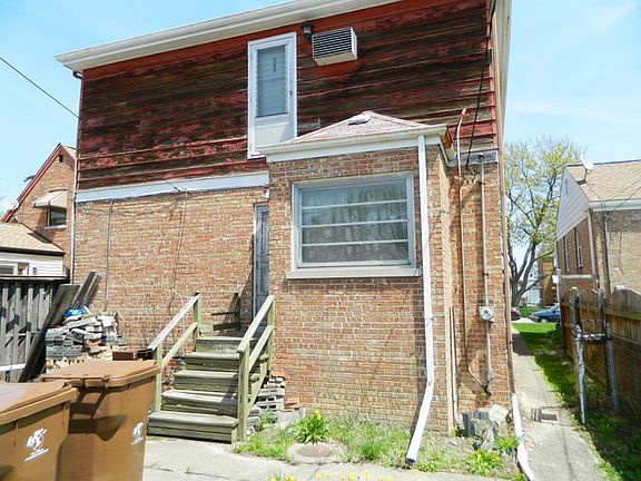 5th image of 2628 N Elm St