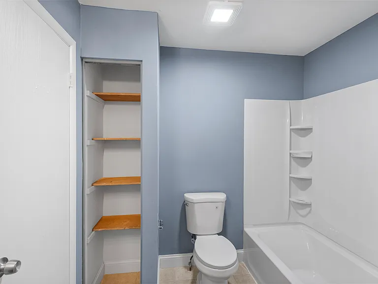 22 Lexington Dr — Photo 22