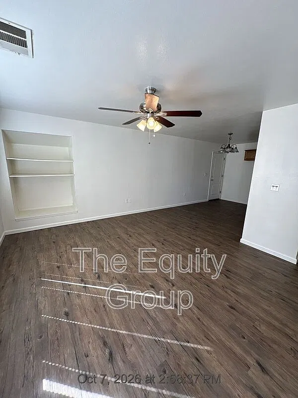 2 bed, 2.0 bath, 941 sqft, $1,600 — Photo 3