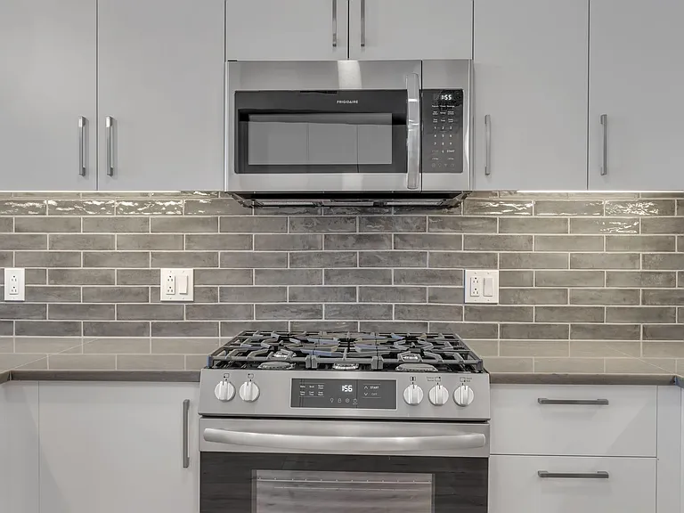 1212 Demonbreun St #810 — Photo 8