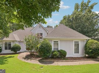 2911 Chesterfield Way SE, Conyers, GA 30013