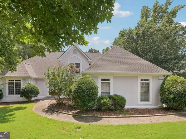 2911 Chesterfield Way SE, Conyers, GA 30013