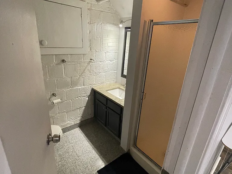 5027 Fulton St NW — Photo 9