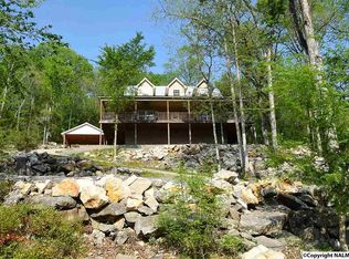 2002 White Elephant Rd, Grant, AL 35747