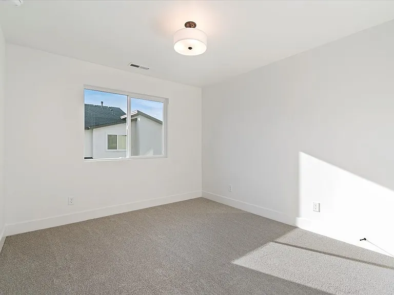 740 S Calhoun Ln — Photo 20