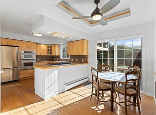 402 Haydon St, Healdsburg, CA 95448