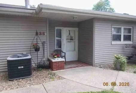 3 bed, 1977 sqft, $1,500 — Photo 2