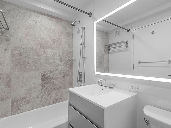 4th image of 75 W End Ave APT R24f