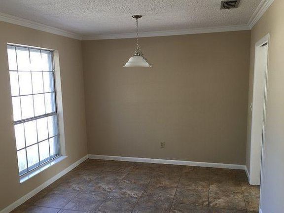 3rd image of 314 Biscayne Ln