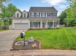 3305 Dunfield Ct, Charlotte, NC 28269