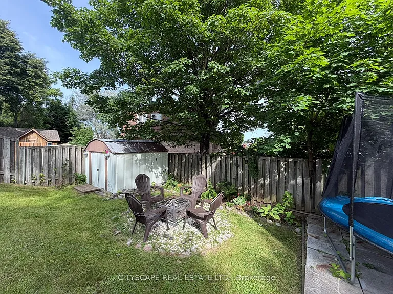 3346 Chokecherry Cres — Photo 8