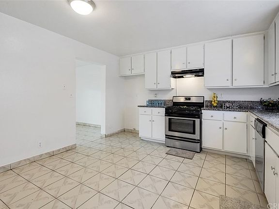 4th image of 14333 Van Nuys Blvd Unit 58