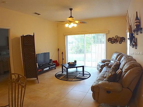 5th image of 1223 Heather Lake Dr