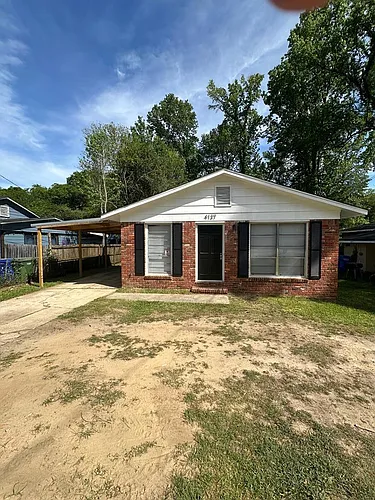 4135 Forrest Rd Photo 1
