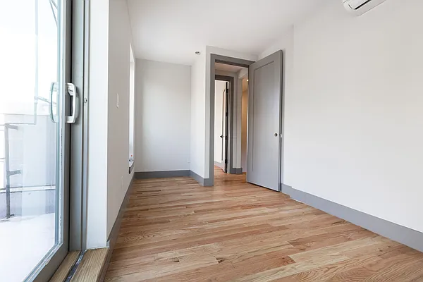 Rented by Brooklyn Group | media 25