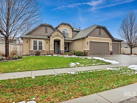2nd image of 2257 E Deerhill Dr