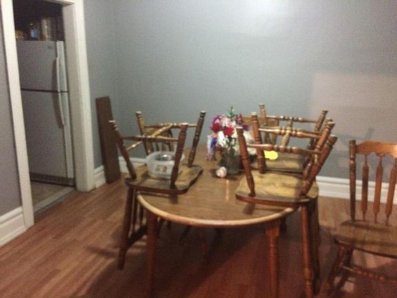 3rd image of 324 Clarendon Ave