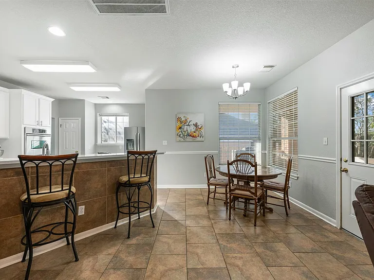 4435 Hunters Lodge Dr — Photo 14