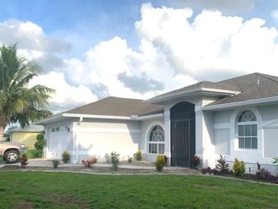 3012 Diplomat Pkwy W, Cape Coral, FL, 33993