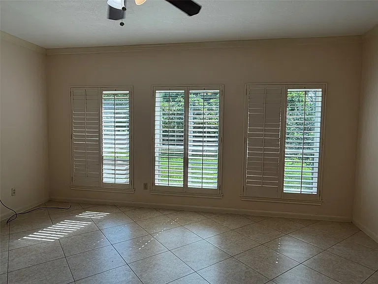 3739 Elkins Rd — Photo 18