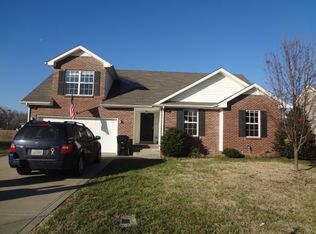2752 Ridgepole Dr, Clarksville, TN 37040