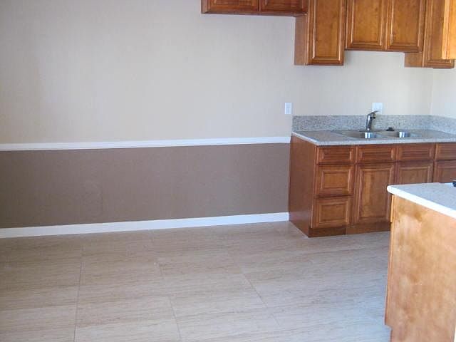 2nd image of 2046 S Mountain View Ave APT 10