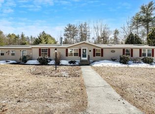 5 Pamela Dr, Hopkinton, NH 03229